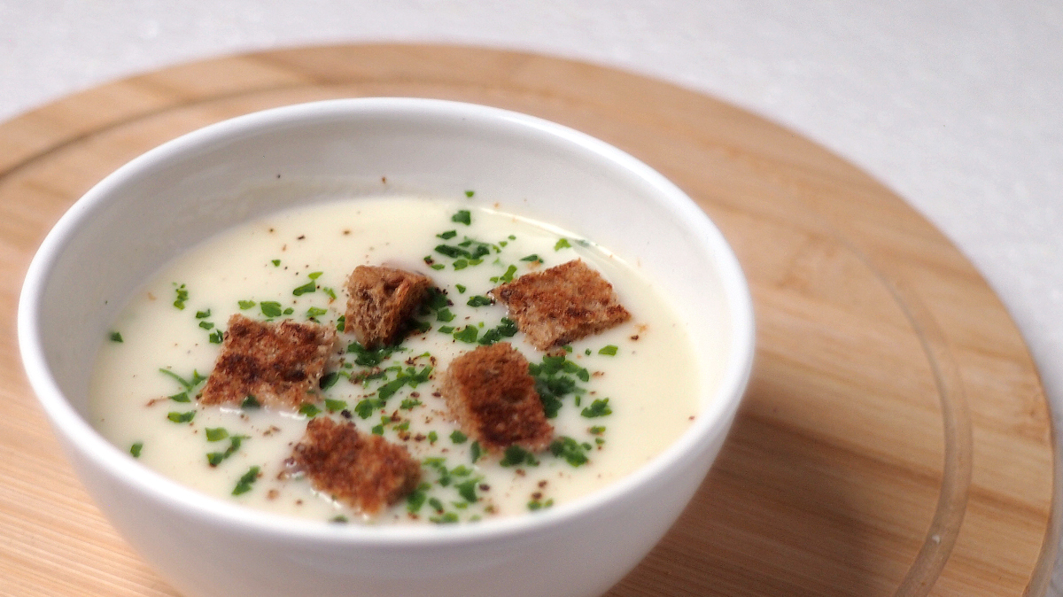 Spargel-Creme-Suppe- ein edles Süppchen mit feinem Geschmack!