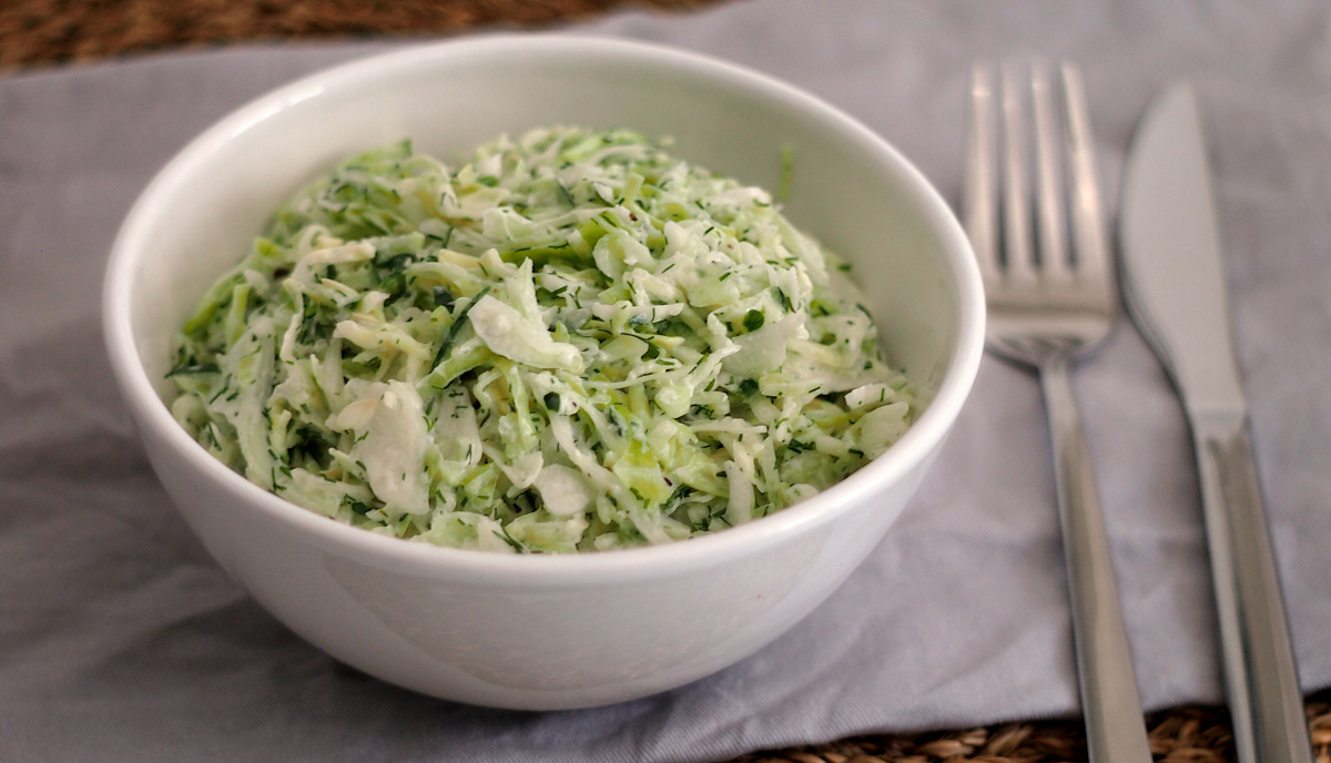 Spitzkohl-Gurken-Salat – mit viel Dill!