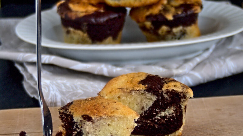 saftige Marmor-Muffins – die kommen immer gut an!