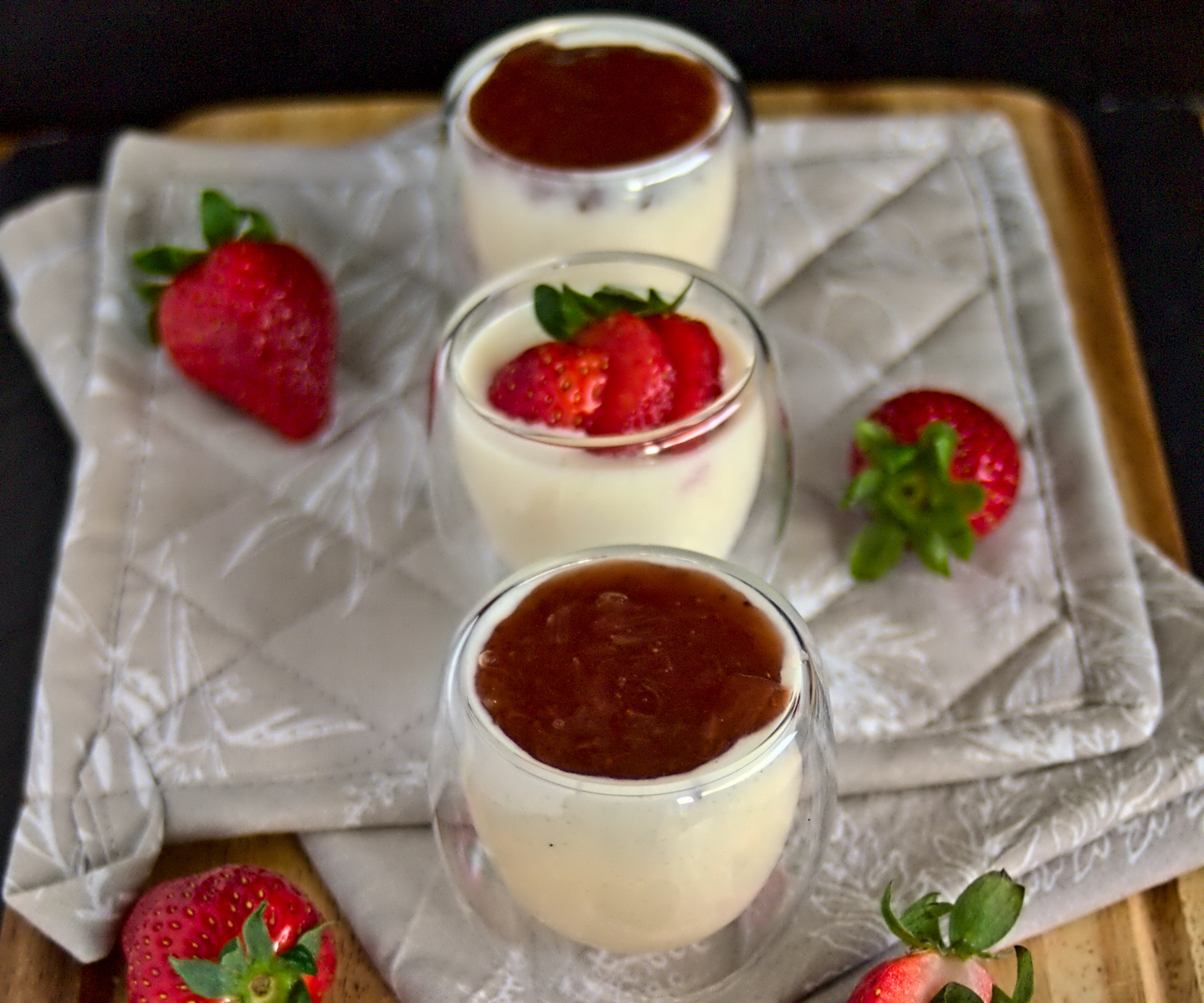 Rhabarber-Erdbeer-Kompott – ein fruchtiger Begleiter für viele Desserts!