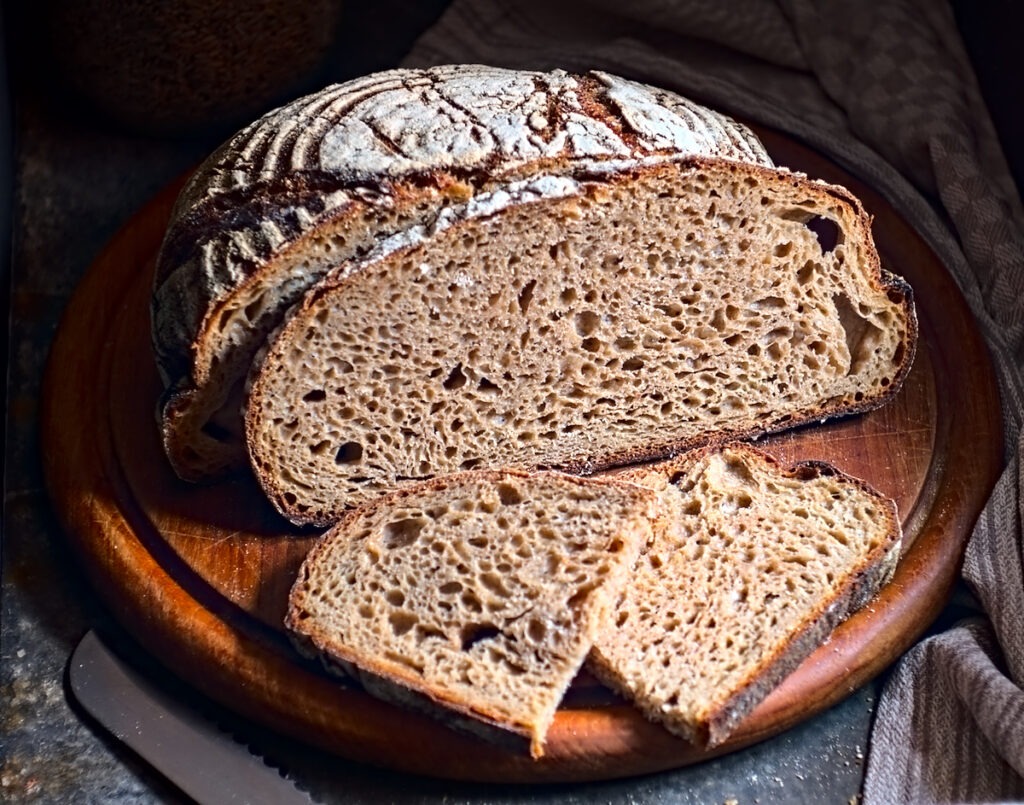 aromatisches Vollkorn-Mischbrot - besonders saftig & locker! - Mach was ... aromatisches Vollkorn-Mischbrot - besonders saftig & locker! - Mach was ...