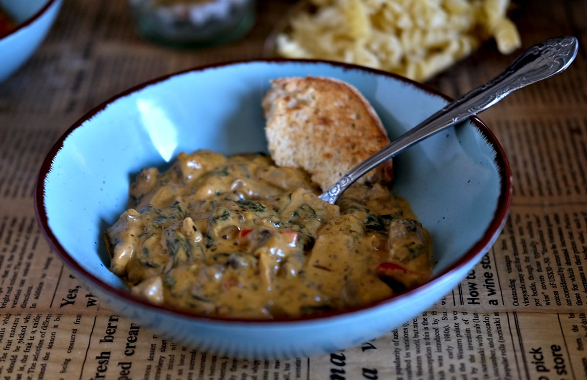 Schnelle Champignon-Pfanne! Mit leckerem Babyspinat und Paprika! - Mach ...