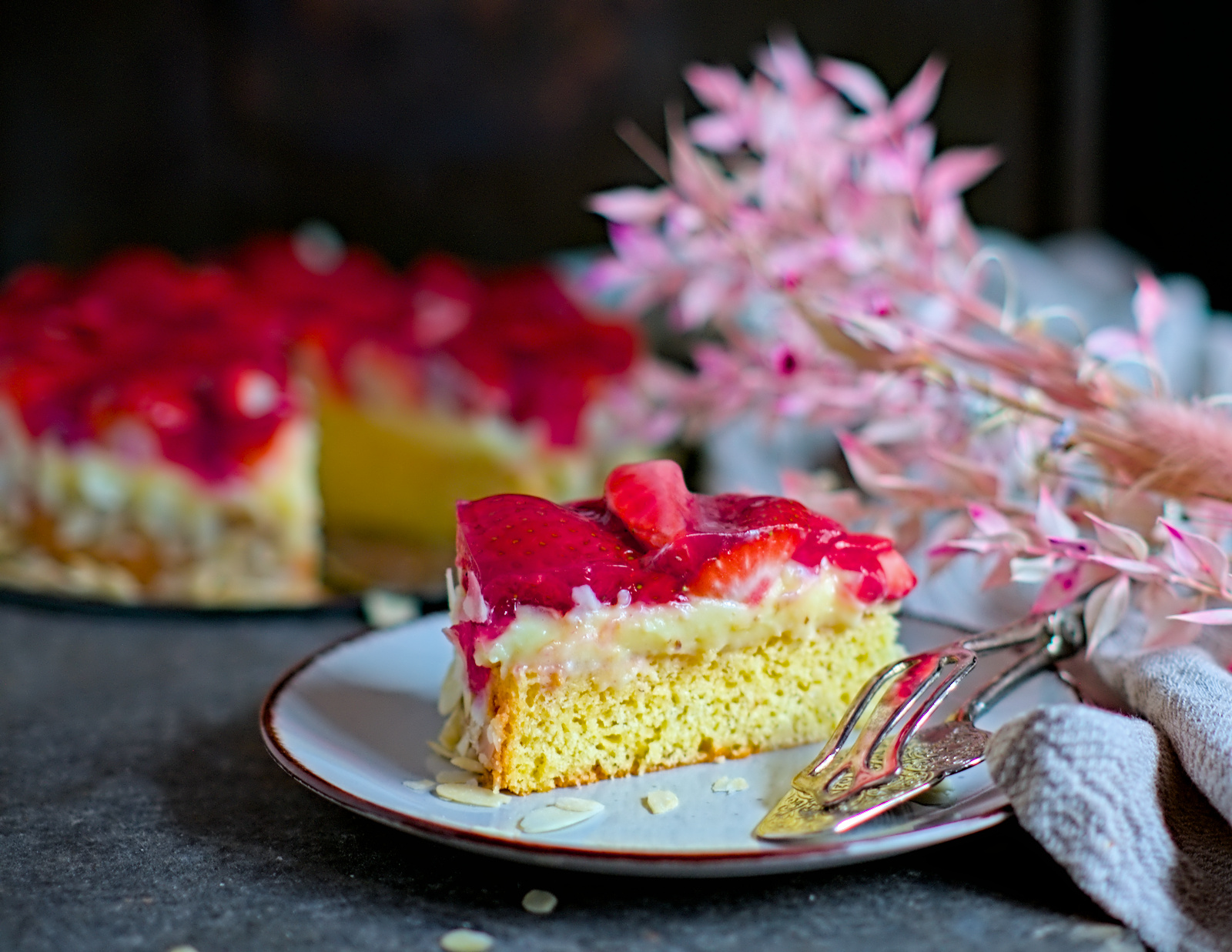 Erdbeerkuchen mit Vanillepudding