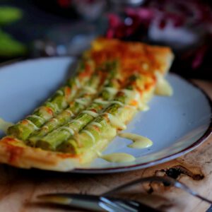 schnelle Spargeltarte mit Blätterteig