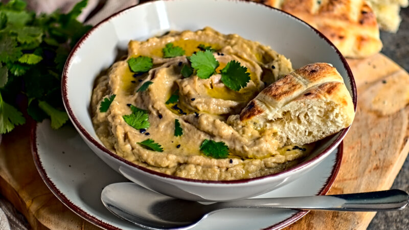 Baba Ganoush Rezept: orientalischer Auberginen-Dip