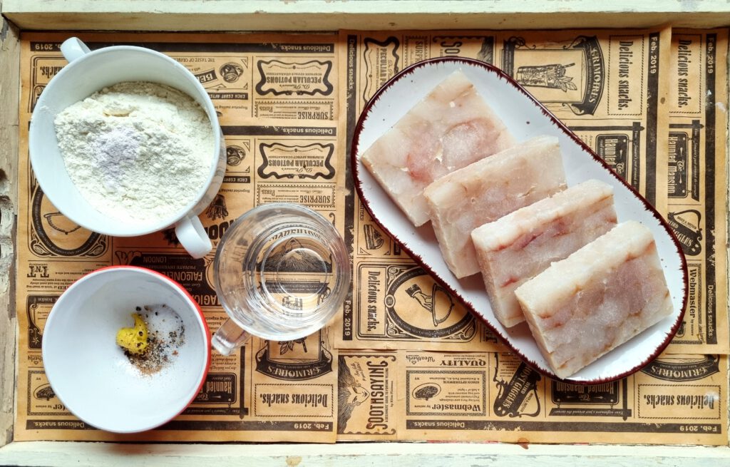 Zutaten für Backfisch: Mehl, Gewürze, Wasser, Senf, Fisch