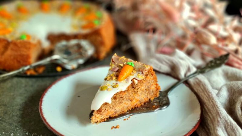 Rüblikuchen – super saftiges & einfaches Rezept!